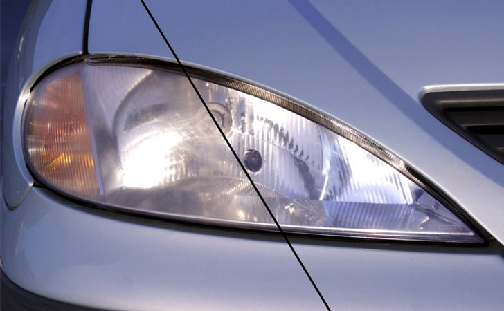 Comment nettoyer vos phares de voiture devenus opaques ?